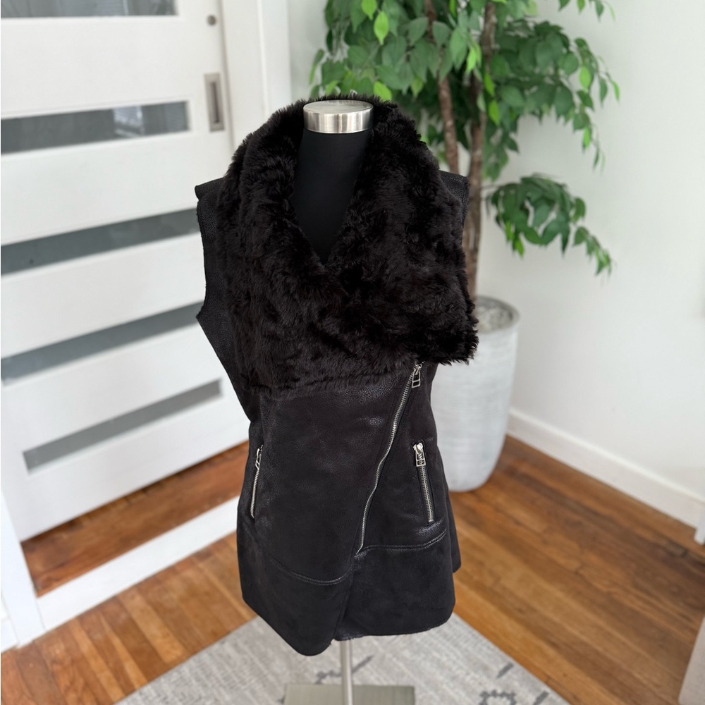 C & C California Women's M Faux Suede/Fur Sleeveless Long Vest